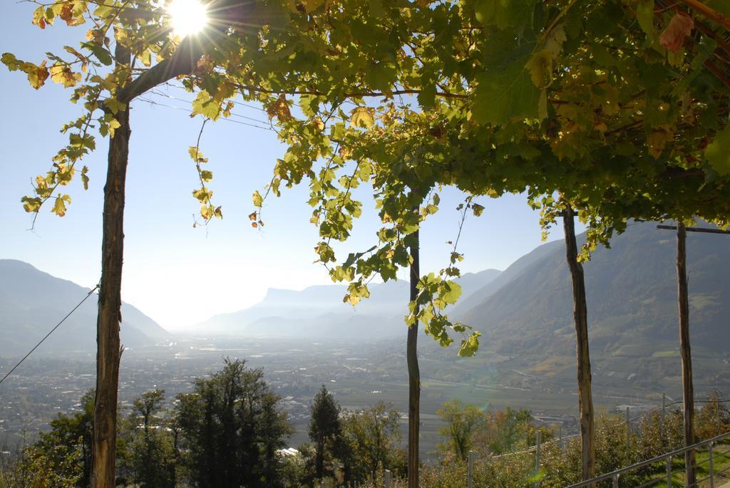 Garni Hotel Amelia Dorf Tirol Exterior foto